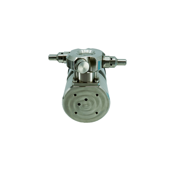 Self-rotating tank cleaner